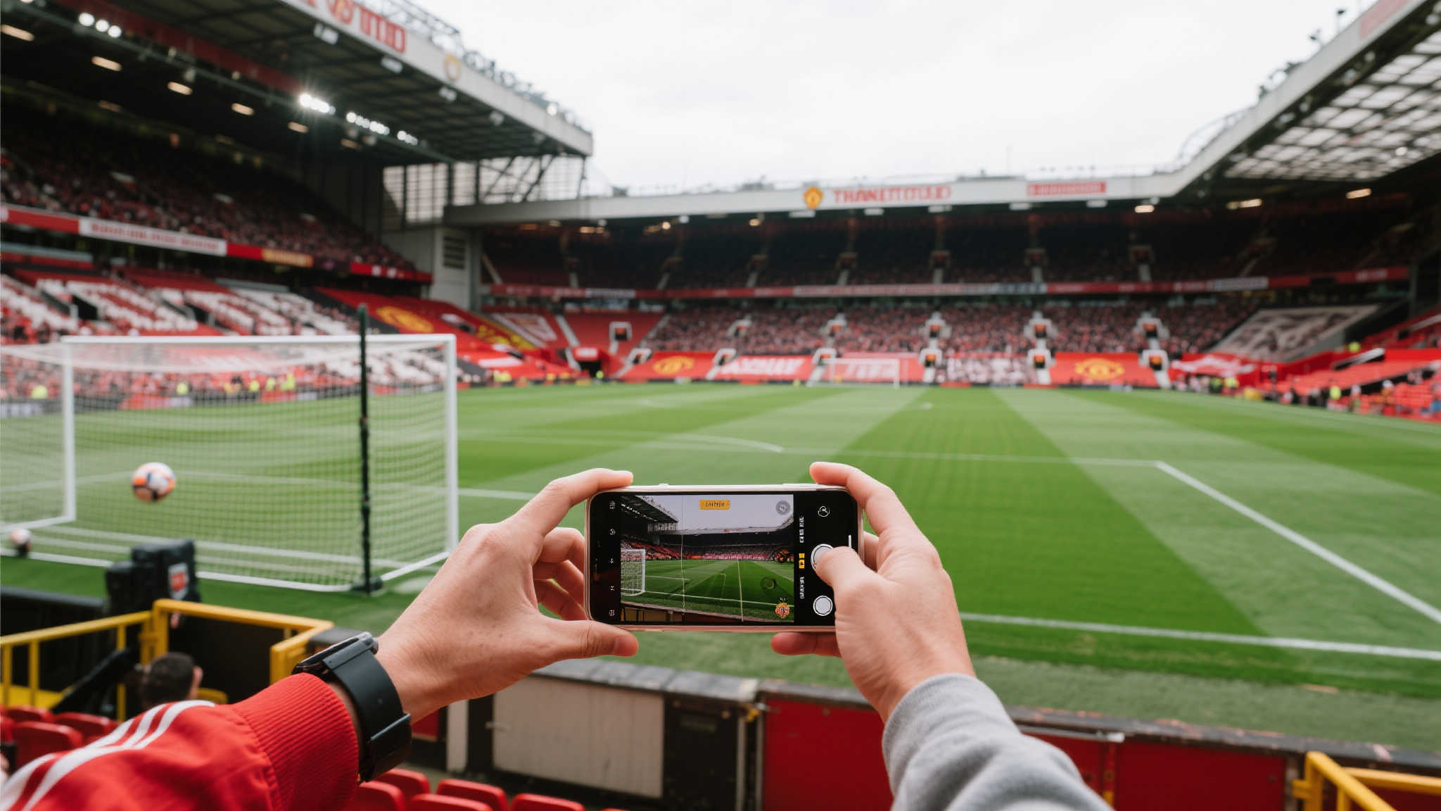 相继效力于 相继效力于